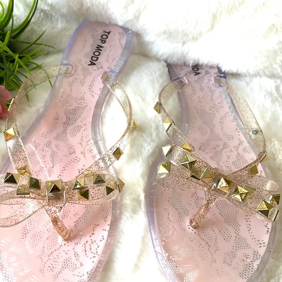 Clear bow flip flop jelly sandals with gold studs - Picture 4 of 7